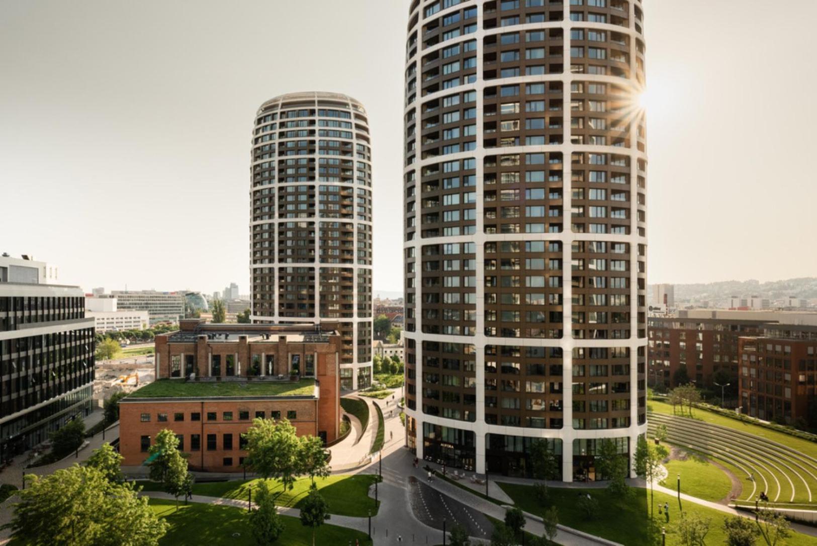 Luxury In Skypark Residence, 26th Floor - Castle View, Parking Free * Bratislava